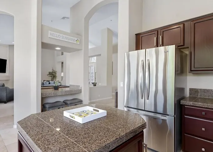 Amazing In Great Location Wbackyard Oasis Holiday home Scottsdale