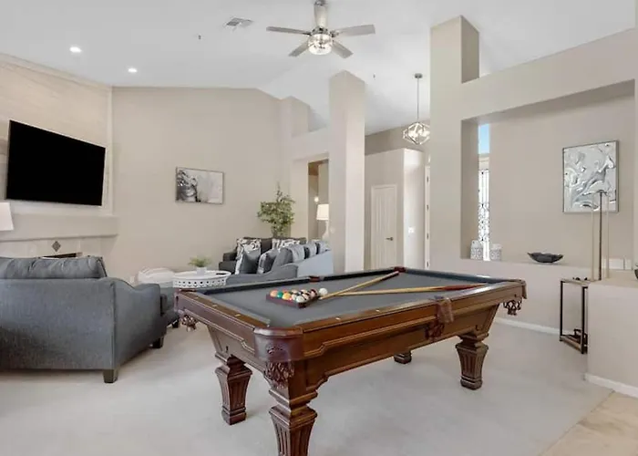 Holiday home Amazing In Great Location Wbackyard Oasis
