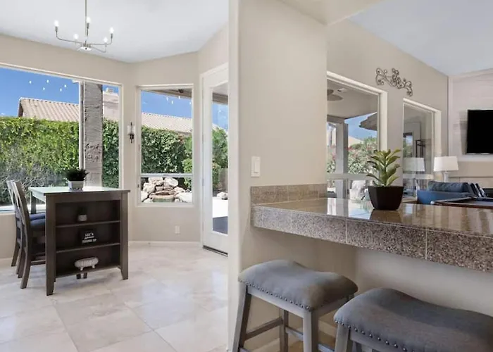 Amazing In Great Location Wbackyard Oasis *