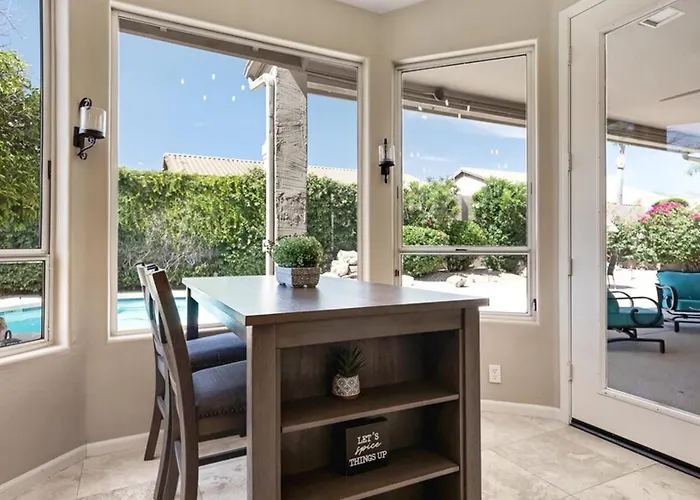 Holiday home Amazing In Great Location Wbackyard Oasis *