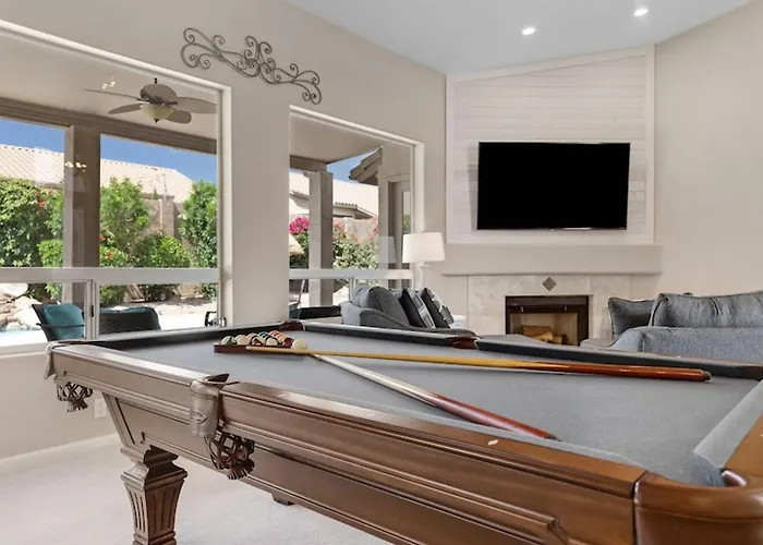 Amazing In Great Location Wbackyard Oasis *